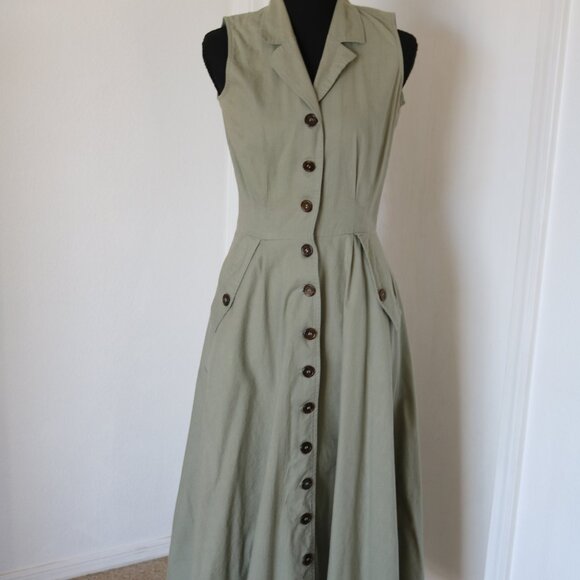 Sleeveless cotton dress. - Picture 6 of 6